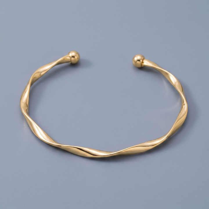 Elegant Golden Bracelet